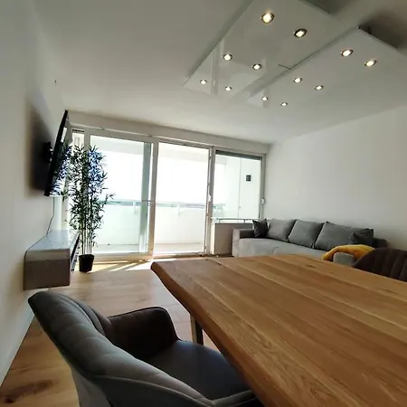 Penthouse-Feeling Bei Zdf - Straba Zur Innenstadt Mainz Exterior photo