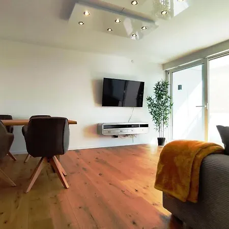 Penthouse-Feeling Bei Zdf - Straba Zur Innenstadt Mainz Exterior photo