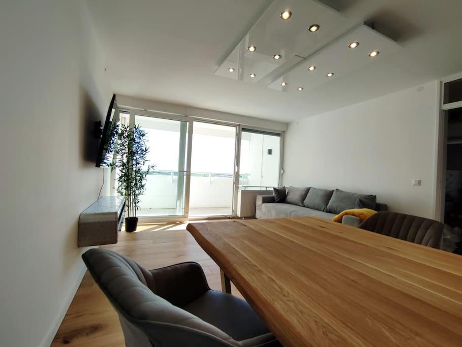 Penthouse-feeling Bei Zdf - Straba Zur Innenstadt * Mainz